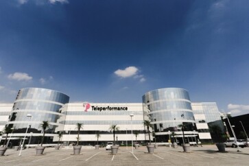 Conheça-o centro-multilíngue-da-Teleperformance na Romênia-televendas-cobranca-1