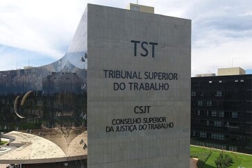 Operadora-de-telefonia-responde-por-violacoes-trabalhistas-de-call-center-terceirizado-televendas-cobranca-1