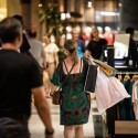 Com-inflao-e-endividamento-cai-adeso-ao-consumo-consciente-na-hora-da-compra-televendas-cobranca-1