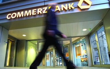 Unicredit-segue-cobicando-commerzbank-e-aumenta-fatia-para-21percent-televendas-cobranca-1