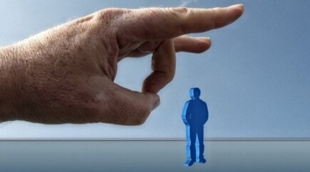 Posso-perder-o-emprego-por-ter-uma-opiniao-politica-diferente-do-meu-chefe-televendas-cobranca-3