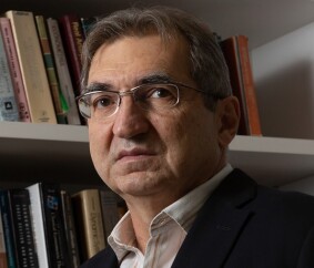 Credito-caro-para-mais-pobres-vai-alem-da-inadimplencia-televendas-cobranca-1