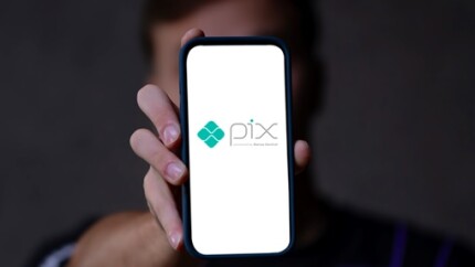 E-mais-facil-entender-pix-do-que-falar-portugues-diz-ceo-do-banco-hyundai-televendas-cobranca-1