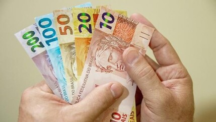 Novo-consignado-liberou-r-73-bilhoes-em-credito-em-quase-um-mes-televendas-cobranca-1