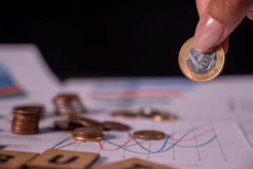 Bancos pressionam por ajuste de gastos do governo-televendas-cobranca-1