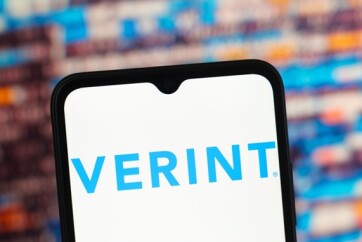 A fabricante de software para call center Verint Systems contratou banqueiros para buscar um comprador - Semafor-televendas-cobranca-1