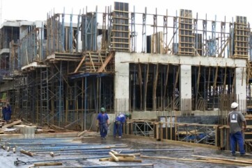 Bancos reduzem volume de financiamentos para construtoras em 49%-televendas-cobranca-1