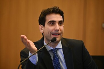 Galipolo-descarta-rivalidade-entre-pix-e-transacoes-com-cartoes-televendas-cobranca-1