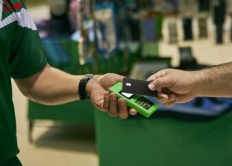 Stone-lucra-r-6309-milhes-do-2-tri-alta-anual-de-269-pontos-percentuais-televendas-cobranca-1