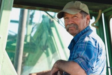 Assim-como-brasileiros-pequeno-produtor-dos-eua-esta-com-problemas-de-credito-televendas-cobranca-1