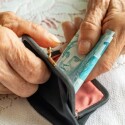 Dinheiro-da-aposentadoria-dos-funcionarios-publicos-do-rj-foi-usado-para-financiar-o-banco-master-televendas-cobranca-1