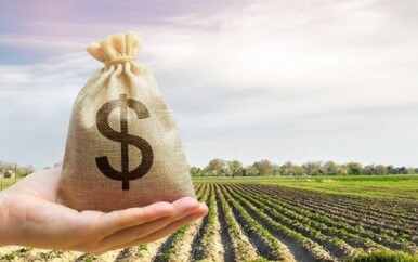 Juros-e-endividamento-altos-afetam-o-credito-rural-e-desembolsos-caem-12percent-televendas-cobranca-1