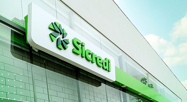 Sicredi-alcança-R$-100-bilhões-na-carteira-de-crédito PJ-televendas-cobranca-1