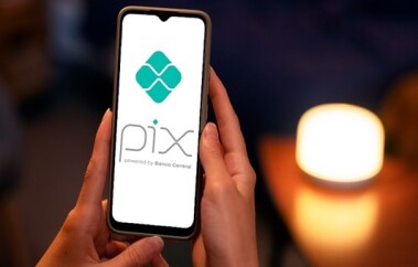 Bc-e-bancos-divergem-sobre-regras-para-oferta-do-pix-parcelado-televendas-cobranca-1