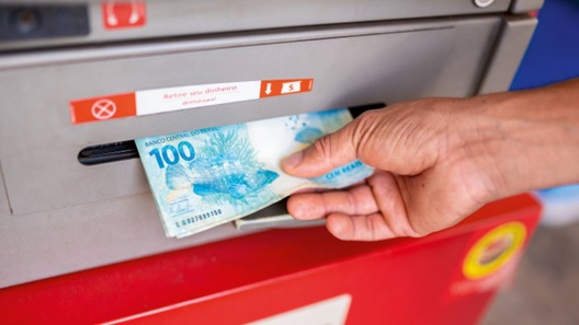 Bancos-esperam-desaceleracao-do-credito-em-2026-e-precificam-corte-de-juros-em-marco-televendas-cobranca-1