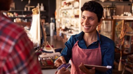 Bandeiras-se-tornam-responsaveis-por-repassar-aos-lojistas-valor-integral-de-compras-e-servicos-televendas-cobranca-1
