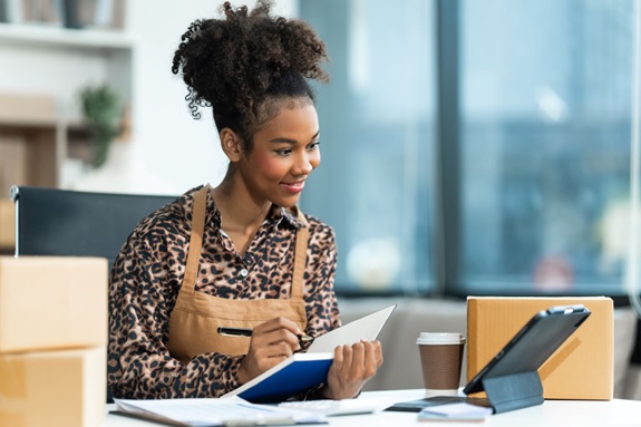 Quem-esta-por-tras-do-credito-que-move-pequenas-e-medias-empresas-televendas-cobranca-1