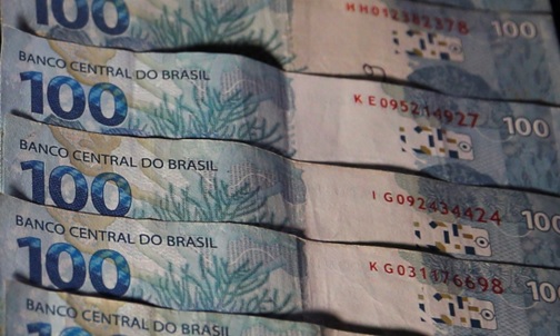 Bc-juro-contracionista-e-endividamento-elevado-requerem-cautela-na-concessao-de-credito-televendas-cobranca-1