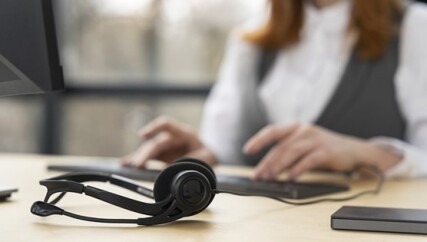 Chefe-de-financeira-obrigada-a-fazer-540-ligacoes-sera-indenizada-=televendas-cobranca-1