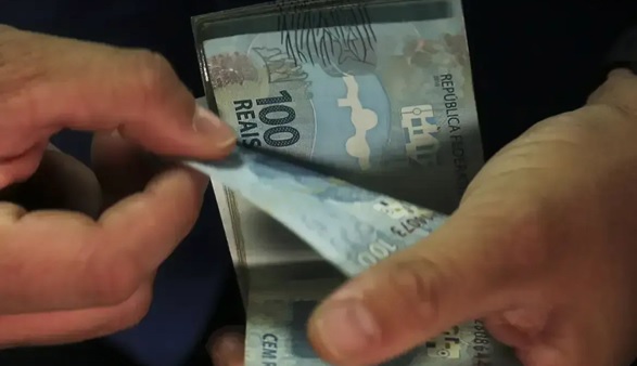 Desenrola-2-0-Por-que-os-brasileiros-estão-tão-endividados-e-qual-o-tamanho-do problema-televendas-cobranca-1