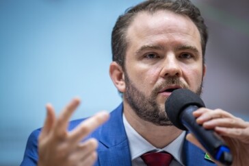 Governo-avalia-liberar-parte-do-fgts-para-o-pagamento-de-dividas-televendas-cobranca-1