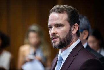 Governo-vai-usar-fgts-em-programa-para-brasileiros-endividados-diz-durigan-televendas-cobranca-1