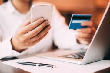 Brasileiro-aumenta-parcelamento-nas-compras-com-cartao-televendas-cobranca-1