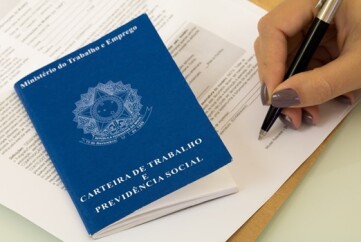 Apos-um-ano-credito-consignado-clt-tem-queda-de-73-no-valor-tomado-por-trabalhador-televendas-cobranca-1
