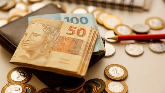Neobancos viram principal porta de entrada no crédito, mas inadimplência aumenta, diz estudo-televendas-cobranca-1