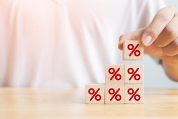 Saiba-quais-são-os-juros-do-cartão-de-crédito-no-Brasil-televendas-cobranca-1
