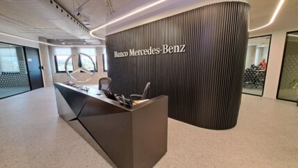 Banco-Mercedes-Benz celebra 30 anos no Brasil-televendas-cobranca-1