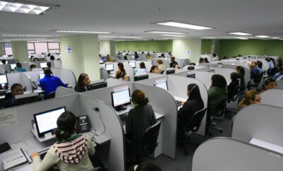 Comissao-aprova-politica-de-protecao-a-trabalhadoras-de-telemarketing-contra-impactos-da-ia-televendas-cobraca-1