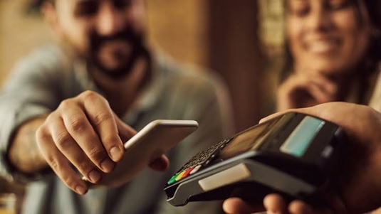 Por-que-a-experiência-do-usuário-se-tornou-decisiva-nos-meios de pagamento-televevndas-cobranca-1