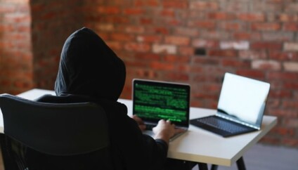 Varejo-trava-corrida-de-gato-e-rato-contra-fraudes-digitais-televendas-cobranca-1