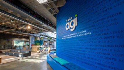 Agibank-vai-alem-do-consignado-e-busca-receita-recorrente-com-assinatura-para-a-baixa-renda-televendas-cobranca-1