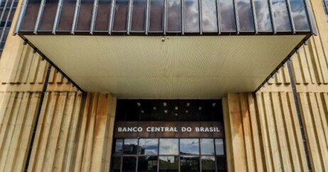 Banco-Central-cria-retenção-de-até-24-horas-para-criptoativos-e-eleva-exigências-de-compliance-contra fraudes-televendas-cobranca-1