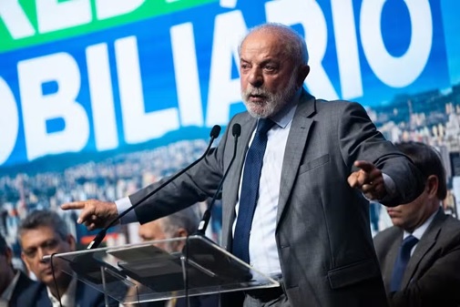 O-festim-do-credito-facil-televendas-cobranca-1
