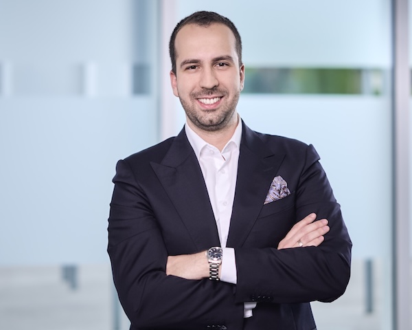 Banco Mercedes - Credito - Redacao - 17_12