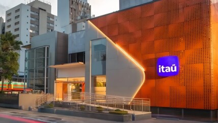 Itau-monta-nova-frente-para-disputar-os-bilhoes-do-esporte-e-entretenimento-televendas-cobranca-1